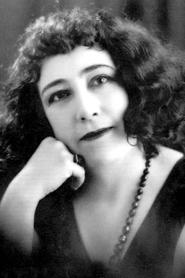 Movies directed by Emma Roldán